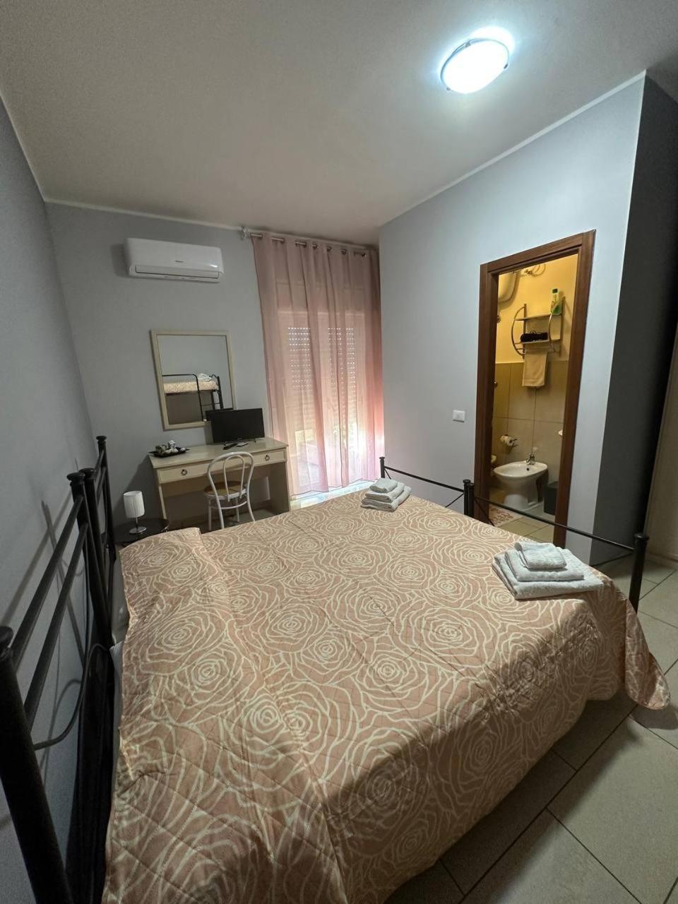 Standard Quadruple Room,1550823511:JPEG