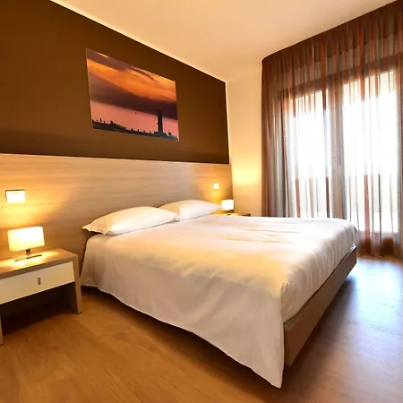 Trip Room & Breakfast-3
