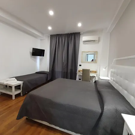 Guest House Piazza Carmine-2