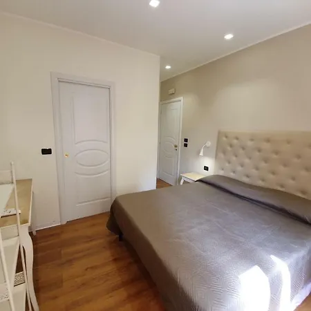 Guest House Piazza Carmine-3